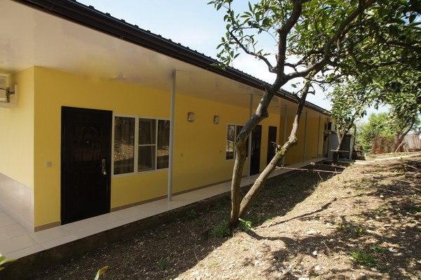 Guest House Arlen Цандрипш Екстериор снимка