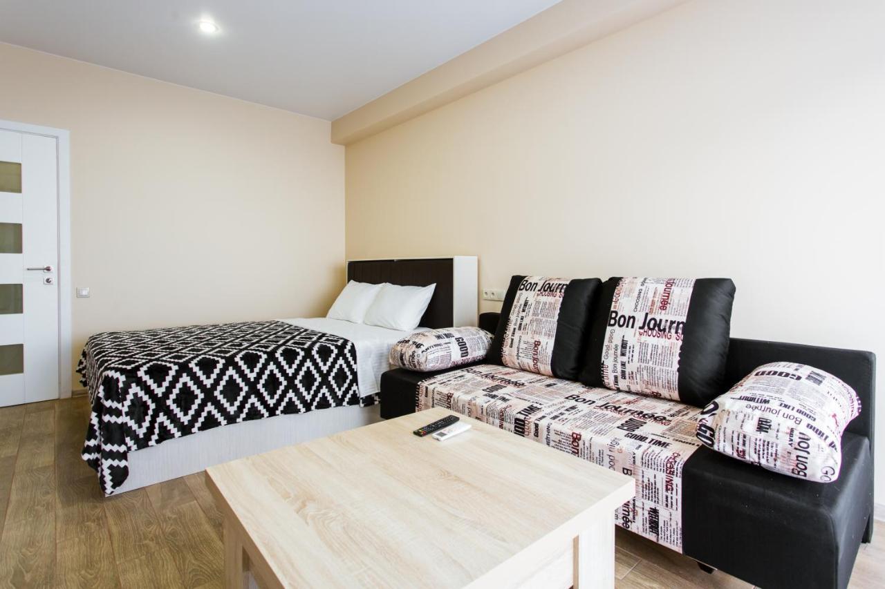 Guest House Arlen Цандрипш Екстериор снимка