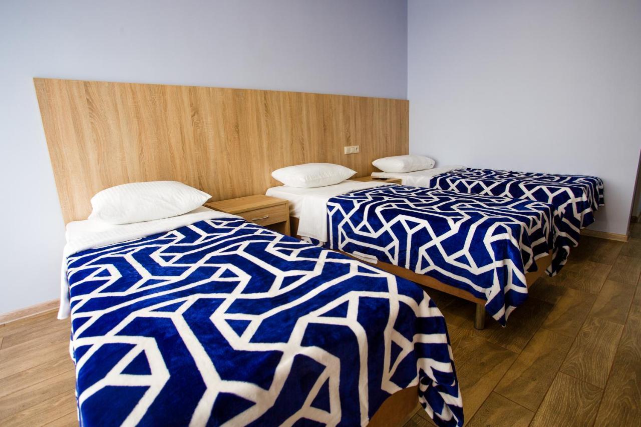 Guest House Arlen Цандрипш Екстериор снимка